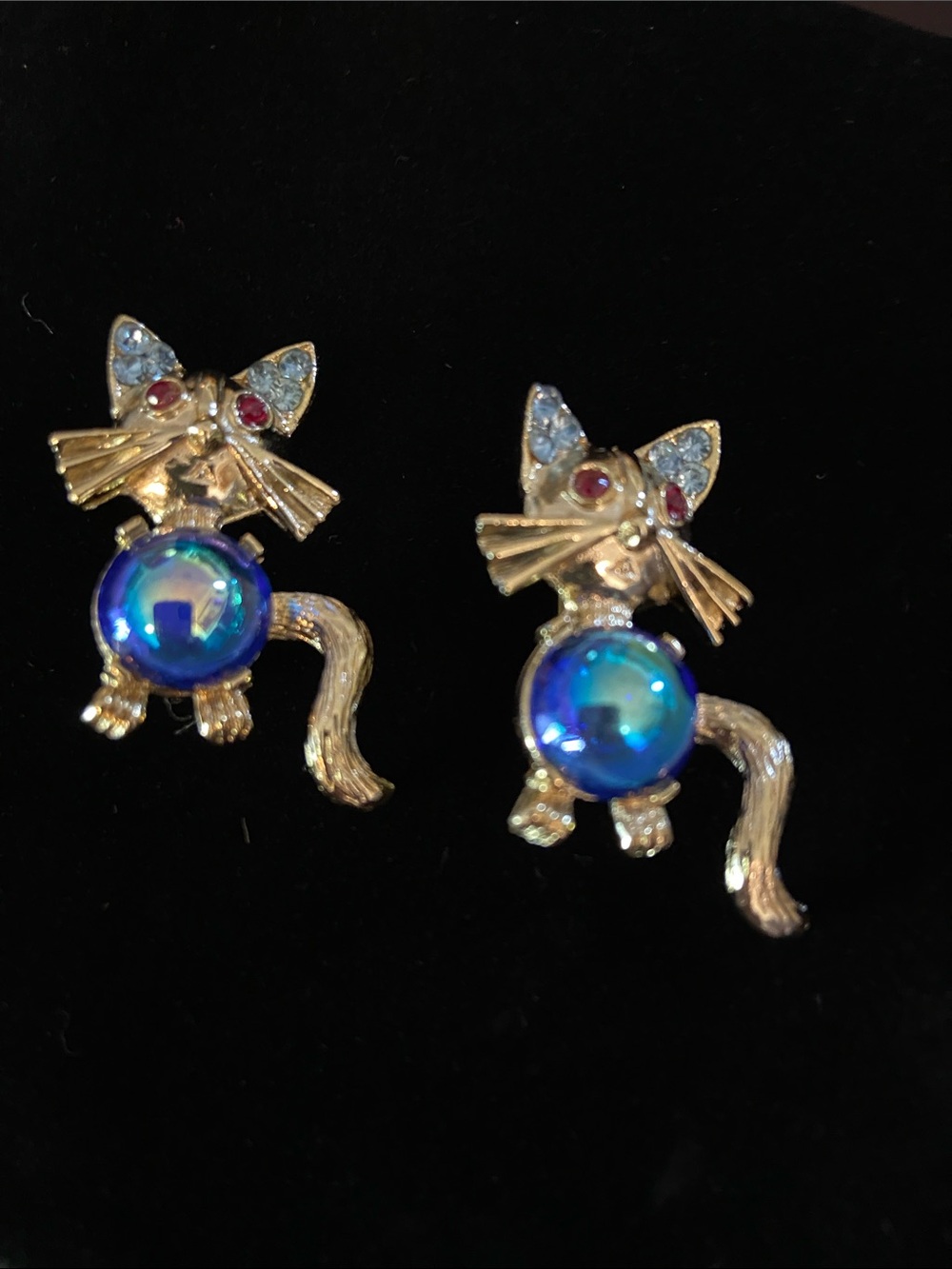 Vintage Cat Jelly Belly Brooch set of (2)